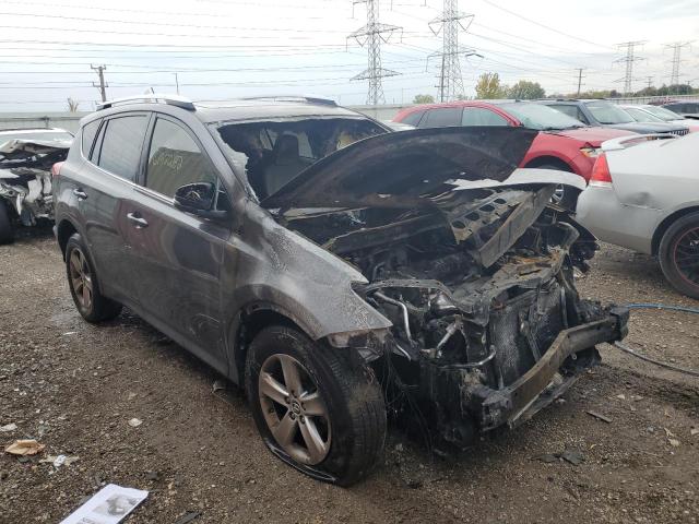 TOYOTA RAV4 XLE 2015 with VIN JTMRFREVXFJ024940 - Photo from auction
