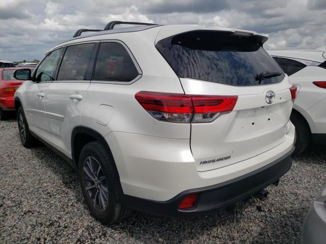 Photo 3 from auction – 2019 TOYOTA HIGHLANDER with VIN 5TDKZRFH3KS319506
