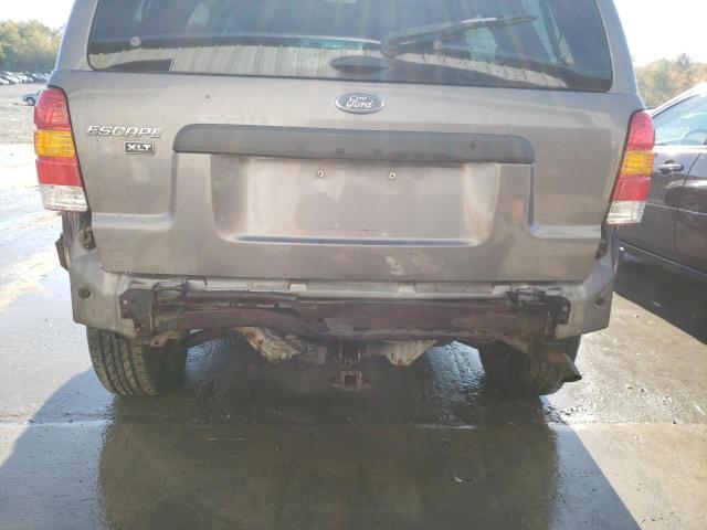 Photo 9 from auction – 2002 FORD ESCAPE XLT with VIN 1FMCU04142KD32787