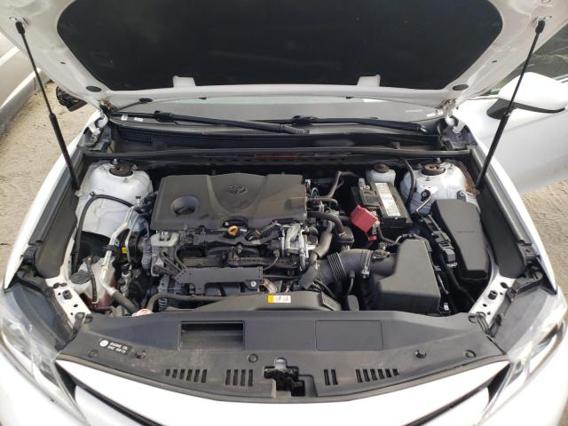 Photo 11 from auction – 2019 TOYOTA CAMRY L with VIN 4T1B11HK0KU228296