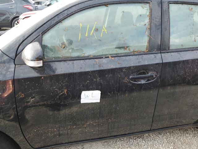 Photo 9 from auction – 2011 TOYOTA SCION XD with VIN JTKKU4B45B1011375