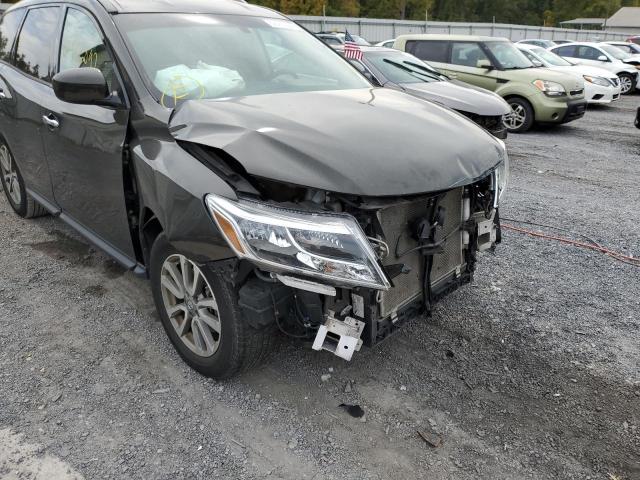 Photo 9 from auction – 2016 NISSAN PATHFINDER with VIN 5N1AR2MM8GC668023