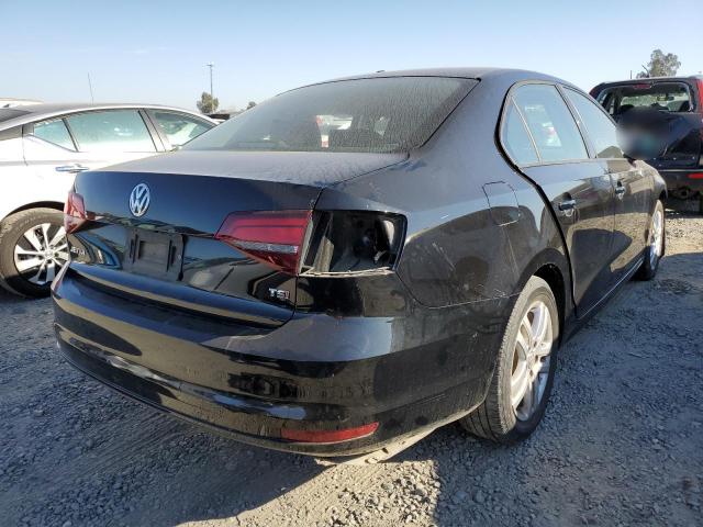 Photo 4 from auction – 2018 VOLKSWAGEN JETTA S with VIN 3VW2B7AJ7JM237759