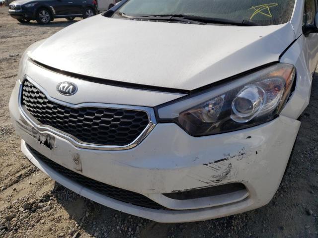 Photo 9 from auction – 2016 KIA FORTE LX with VIN KNAFX4A65G5535982