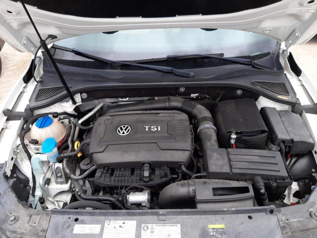 Photo 9 from auction – 2015 VOLKSWAGEN PASSAT S with VIN 1VWAT7A37FC082908