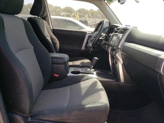 Photo 5 from auction – 2016 TOYOTA 4RUNNER SR with VIN JTEZU5JRXG5114960
