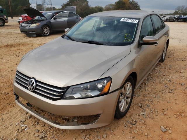 Photo 2 from auction – 2015 VOLKSWAGEN PASSAT S with VIN 1VWAT7A33FC038887