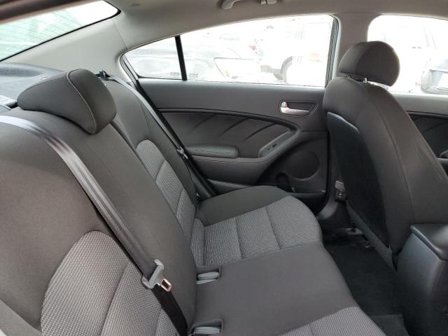 Photo 6 from auction – 2017 KIA FORTE LX with VIN 3KPFK4A72HE062722