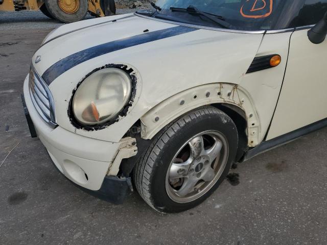 Photo 9 from auction – 2009 MINI COOPER CLU with VIN WMWML33509TX33952