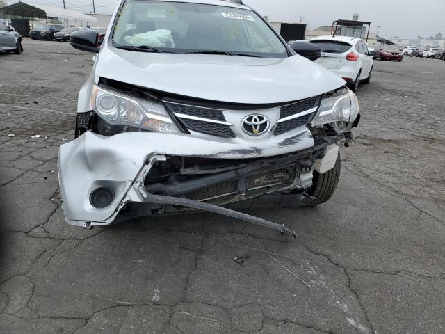 Photo 9 from auction – 2015 TOYOTA RAV4 LE with VIN JTMZFREV4FJ025100