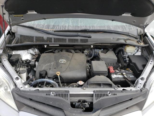 Photo 7 from auction – 2018 TOYOTA SIENNA L with VIN 5TDZZ3DC2JS912212