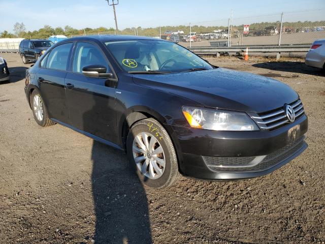 VOLKSWAGEN PASSAT S 2015 with VIN 1VWAT7A33FC076121 - Photo from auction