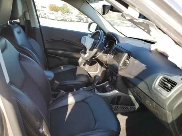 Photo 5 from auction – 2017 JEEP COMPASS LA with VIN 3C4NJCBB7HT669268