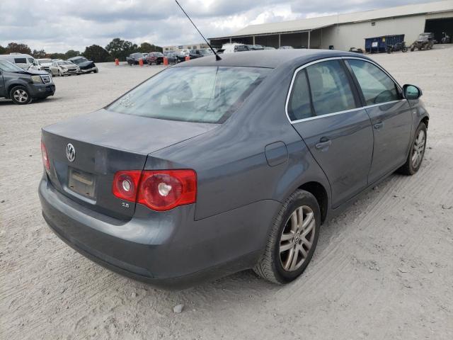 Photo 4 from auction – 2007 VOLKSWAGEN JETTA WOLF with VIN 3VWEG71K67M075848
