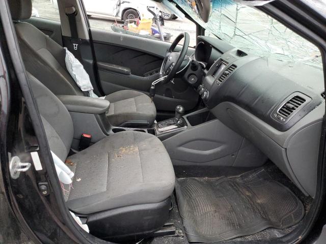 Photo 5 from auction – 2018 KIA FORTE LX with VIN 3KPFK4A7XJE229396