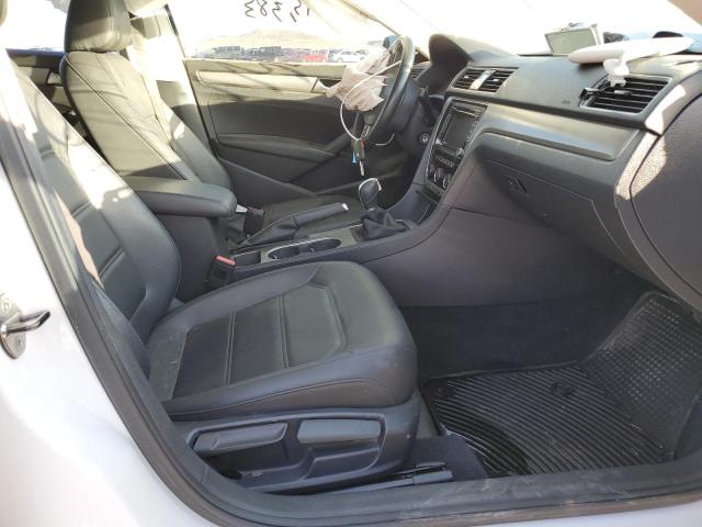 Photo 5 from auction – 2014 VOLKSWAGEN PASSAT SE with VIN 1VWBN7A32EC083560
