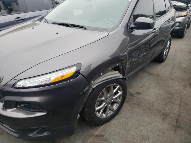 Photo 9 from auction – 2018 JEEP CHEROKEE L with VIN 1C4PJLCB3JD533710