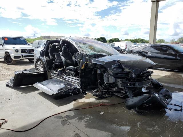 TESLA MODEL X 2016 with VIN 5YJXCAE29GF006963 - Photo from auction