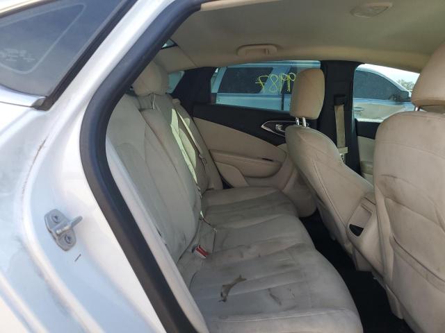 Photo 6 from auction – 2015 CHRYSLER 200 LIMITE with VIN 1C3CCCABXFN646068