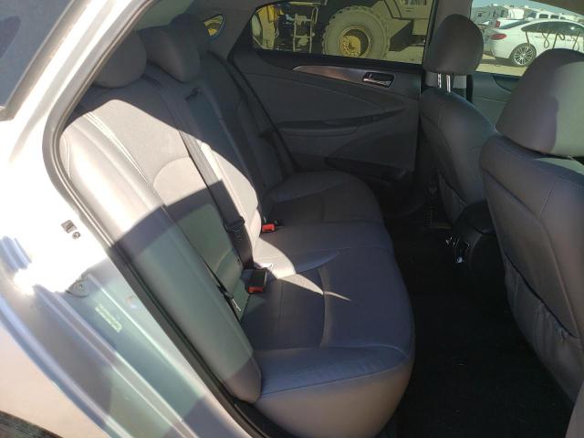 Photo 6 from auction – 2012 HYUNDAI SONATA HYB with VIN KMHEC4A40CA055189