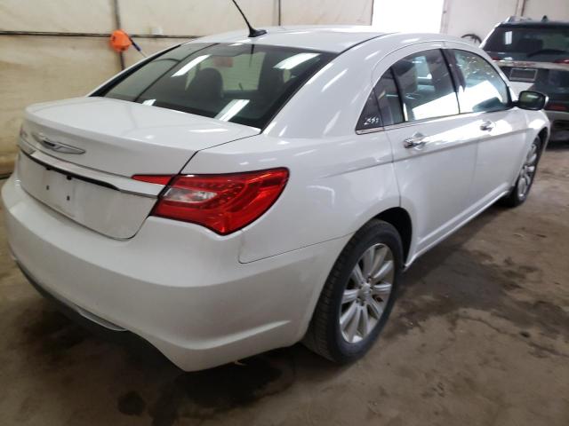 Photo 4 from auction – 2013 CHRYSLER 200 LIMITE with VIN 1C3CCBCGXDN528277