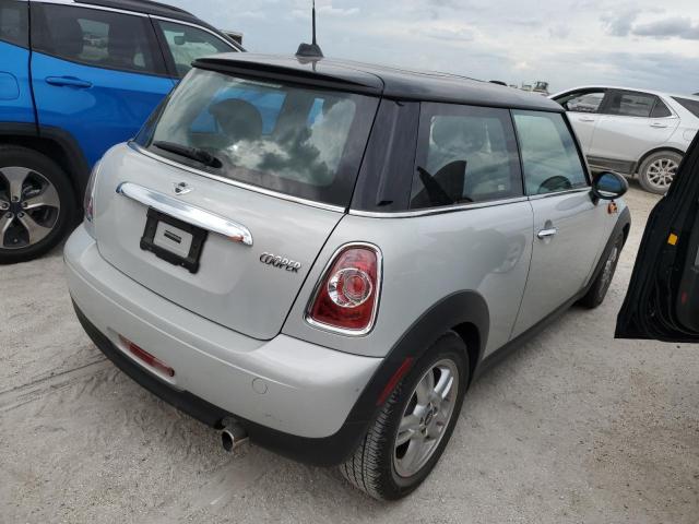 Photo 4 from auction – 2013 MINI COOPER with VIN WMWSU3C59DT682951