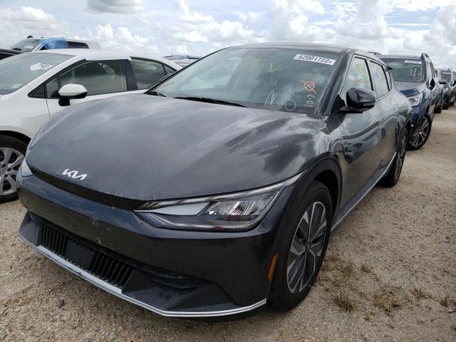 Photo 2 from auction – 2022 KIA EV6 LIGHT with VIN KNDC34LB9N5065965