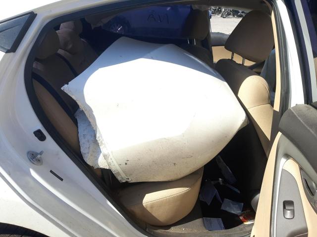 Photo 6 from auction – 2012 HYUNDAI ELANTRA GL with VIN 5NPDH4AE2CH107876