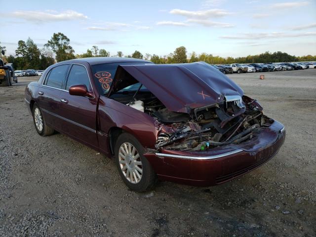 LINCOLN TOWN CAR E 2004 with VIN 1LNHM81W54Y685043 - Photo from auction