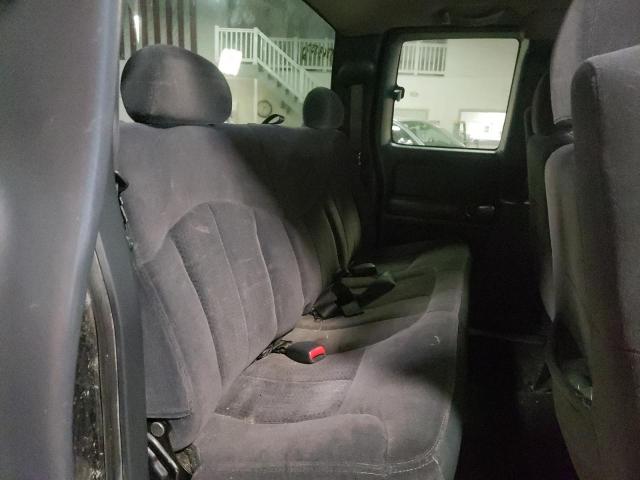 Photo 6 from auction – 2002 CHEVROLET SILVERADO with VIN 2GCEK19T521400520