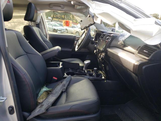 Photo 5 from auction – 2020 TOYOTA 4RUNNER SR with VIN JTEBU5JR0L5739265