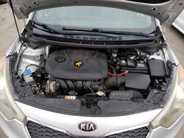 Photo 7 from auction – 2015 KIA FORTE LX with VIN KNAFK4A60F5330650