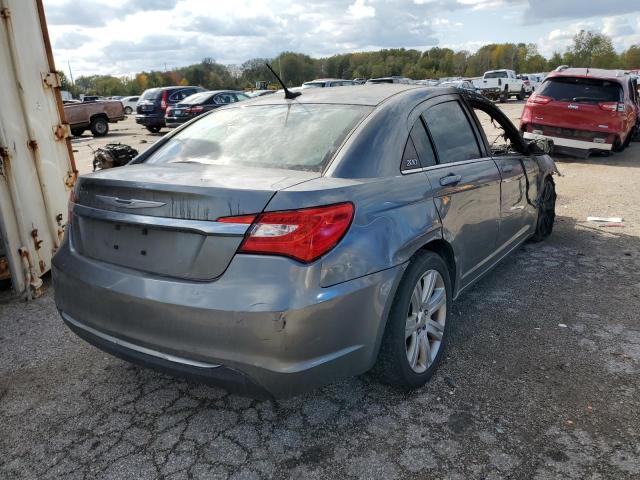 Photo 4 from auction – 2013 CHRYSLER 200 TOURIN with VIN 1C3CCBBB7DN656918