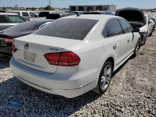 Photo 4 from auction – 2014 VOLKSWAGEN PASSAT SEL with VIN 1VWCT7A38EC067356
