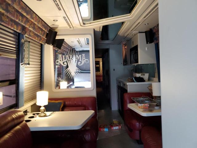 Photo 6 from auction – 1999 VANH BUS with VIN YE2TC76B6X2029738