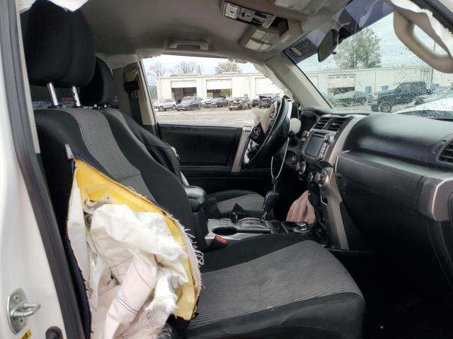 Photo 5 from auction – 2016 TOYOTA 4RUNNER SR with VIN JTEBU5JR8G5388238