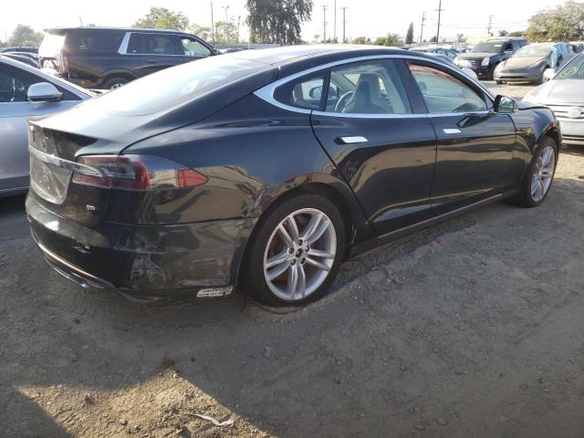 Photo 4 from auction – 2013 TESLA MODEL S with VIN 5YJSA1CG5DFP09535