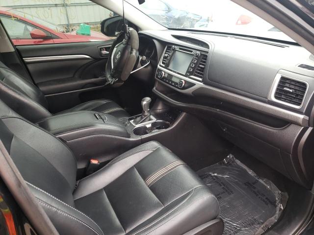 Foto 9 de la subasta – 2017 TOYOTA HIGHLANDER con VIN 5TDJZRFH8HS434736