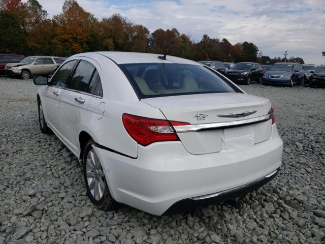 Photo 3 from auction – 2013 CHRYSLER 200 LIMITE with VIN 1C3CCBCG1DN528877
