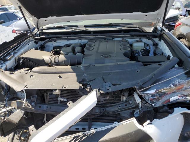 Photo 7 from auction – 2018 TOYOTA 4RUNNER SR with VIN JTEBU5JR8J5597535
