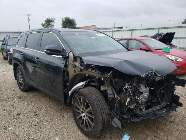 TOYOTA HIGHLANDER 2017 with VIN 5TDJZRFH8HS434736 - Photo from auction