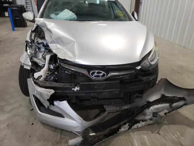 Photo 9 from auction – 2016 HYUNDAI ELANTRA SE with VIN 5NPDH4AE2GH687992