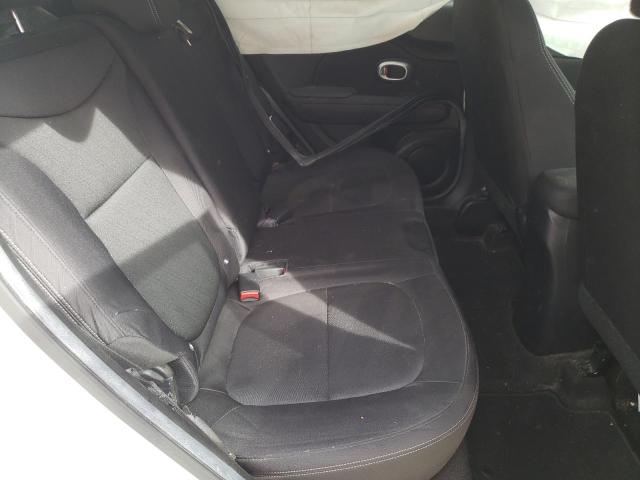 Photo 6 from auction – 2015 KIA SOUL with VIN KNDJN2A21F7127745