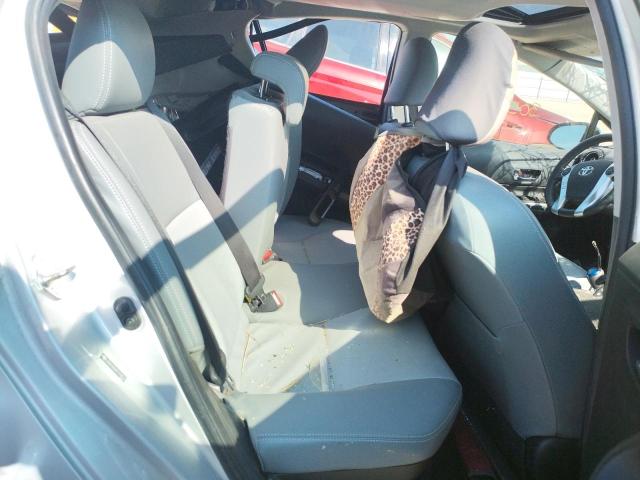 Photo 6 from auction – 2015 TOYOTA PRIUS C with VIN JTDKDTB33F1104572