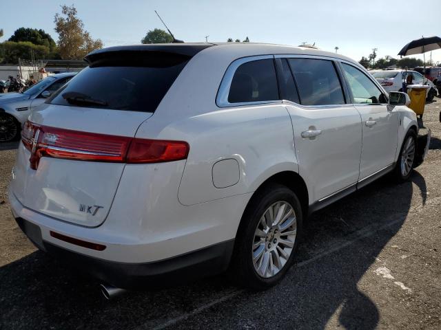 Photo 4 from auction – 2010 LINCOLN MKT with VIN 2LMHJ5FR1ABJ11479