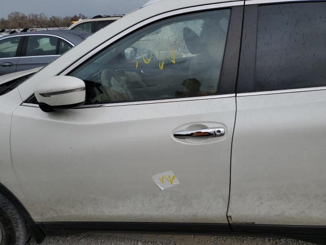 Photo 9 from auction – 2015 NISSAN ROGUE S with VIN KNMAT2MT1FP539612