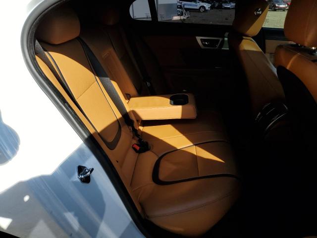 Photo 6 from auction – 2014 JAGUAR XF with VIN SAJWJ0EF0E8U18332