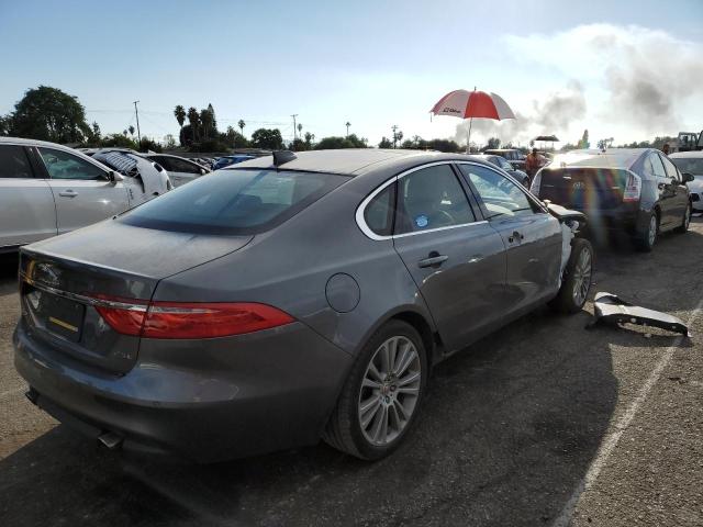 Photo 4 from auction – 2019 JAGUAR XF PREMIUM with VIN SAJBD4FX6KCY75644
