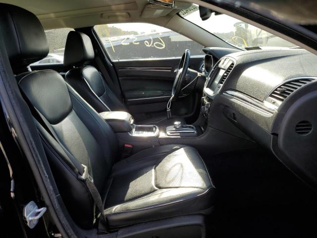 Photo 5 from auction – 2015 CHRYSLER 300C with VIN 2C3CCAKG1FH763836