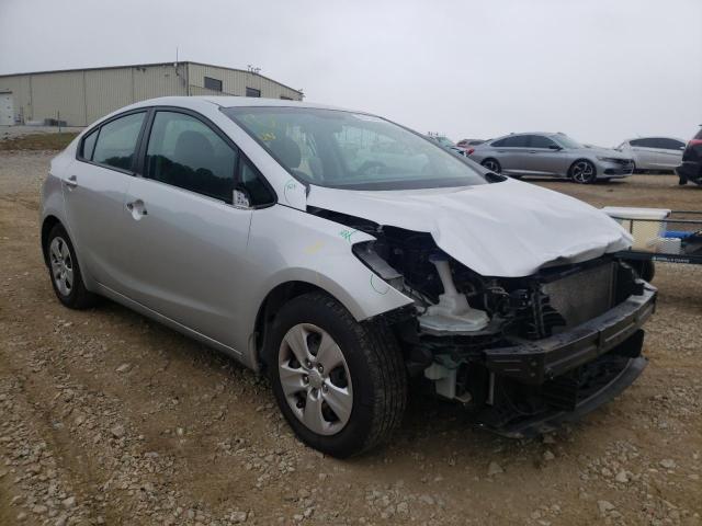 Photo 1 from auction – 2017 KIA FORTE LX with VIN 3KPFK4A7XHE032772